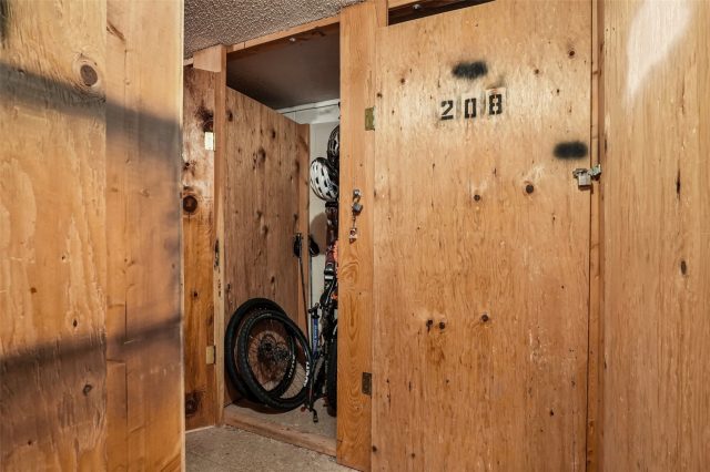 78 Guller Road 211 photo 37