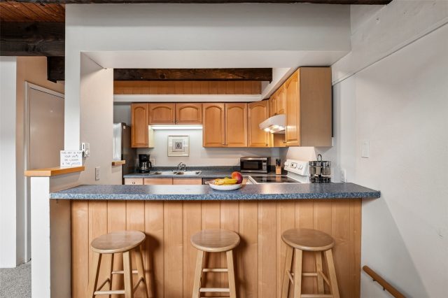 Condo in Timber Creek Condo, Copper Mountain, CO — photo 6 (MLS S1068408)