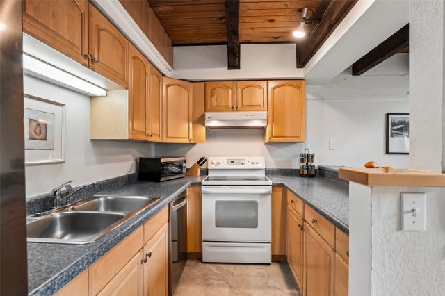 78 Guller Road 211 photo 9