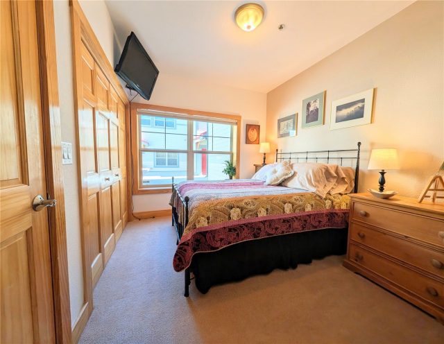 135 Main Street 215 photo 7
