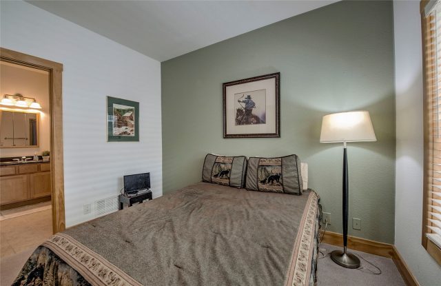 135 Main Street 218 photo 25
