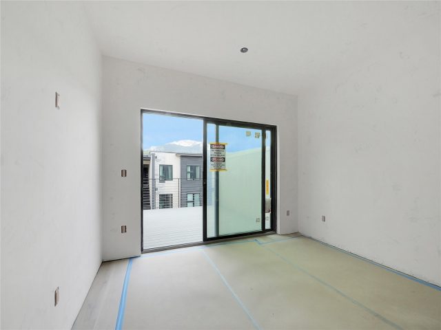 740 Blue River Parkway E4 photo 31