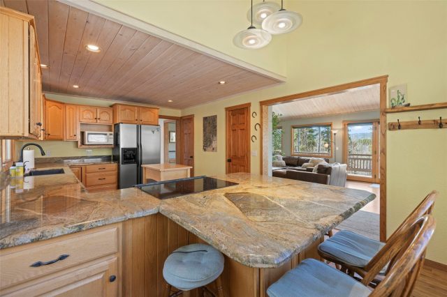 126 Hummingbird Drive photo 10