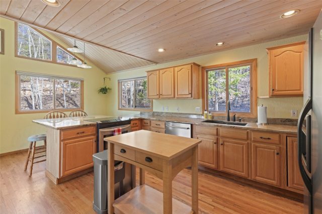 126 Hummingbird Drive photo 12