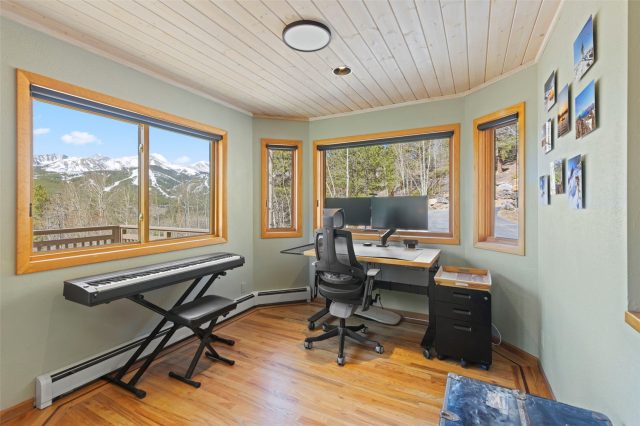 126 Hummingbird Drive photo 9
