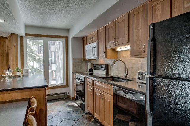 1075 Ski Hill Road 46 photo 12