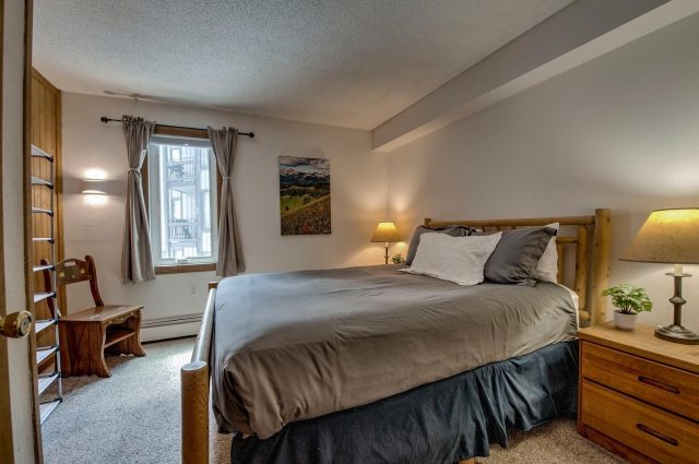 1075 Ski Hill Road 46 photo 15
