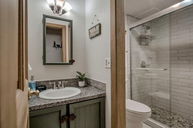 1075 Ski Hill Road 46 photo 17