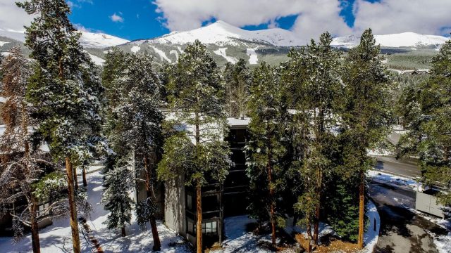 1075 Ski Hill Road 46 photo 29