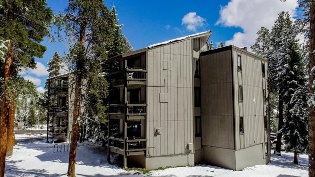 1075 Ski Hill Road 46 photo 36