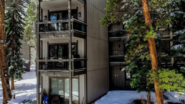 1075 Ski Hill Road 46 photo 38