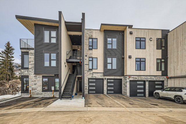 740 Blue River Parkway C11 photo 18