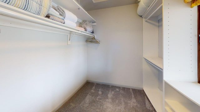 250 Cove Boulevard 3 photo 18