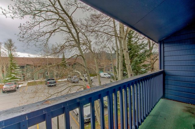 250 Cove Boulevard 3 photo 19