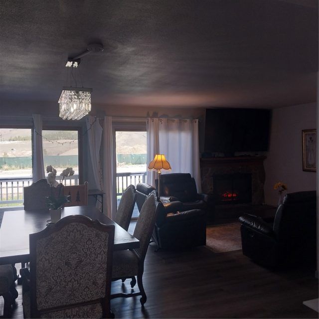 250 Cove Boulevard 3 photo 8
