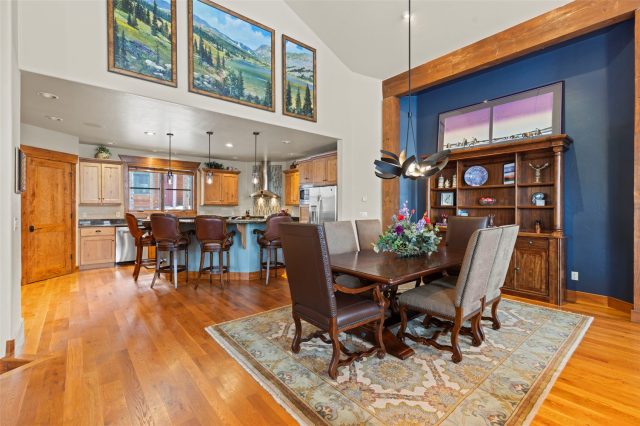 338 Fairways Drive photo 15