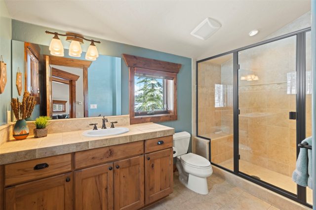 338 Fairways Drive photo 22
