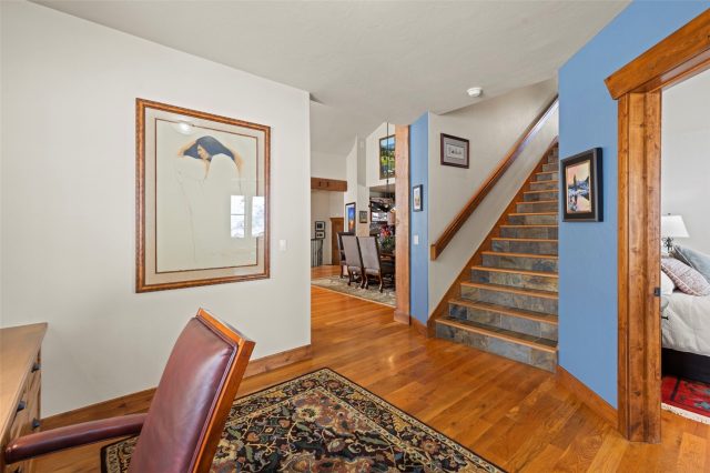 338 Fairways Drive photo 30