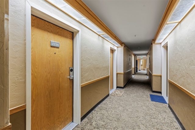 1211 W Keystone Road 2736 photo 22