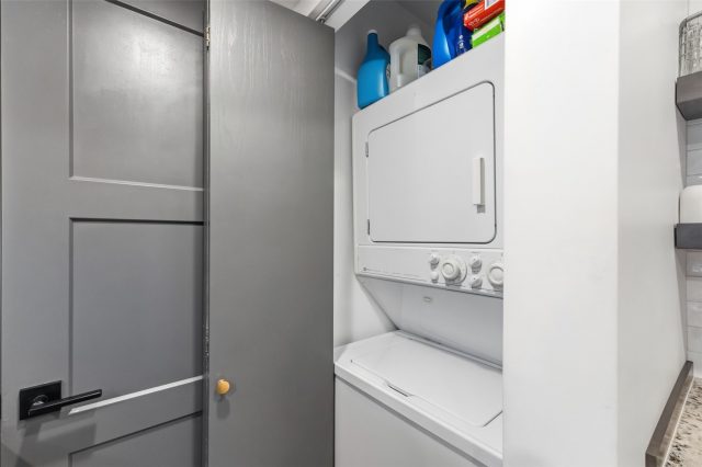 1620 Lakeview Terrace 104b photo 34
