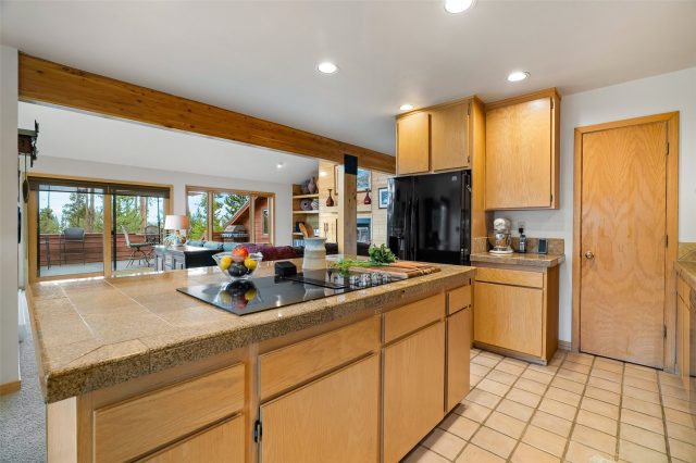 126 Snowberry Way photo 13