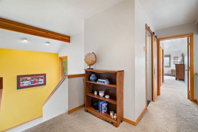 126 Snowberry Way photo 17