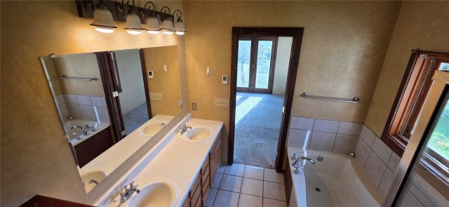 317 Hummingbird Circle photo 15