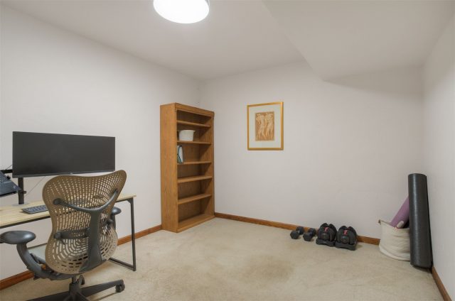 255 Kestrel Lane 255 photo 24