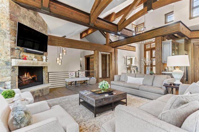 584 Peerless Drive photo 17