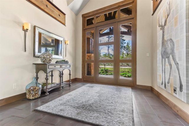 584 Peerless Drive photo 19