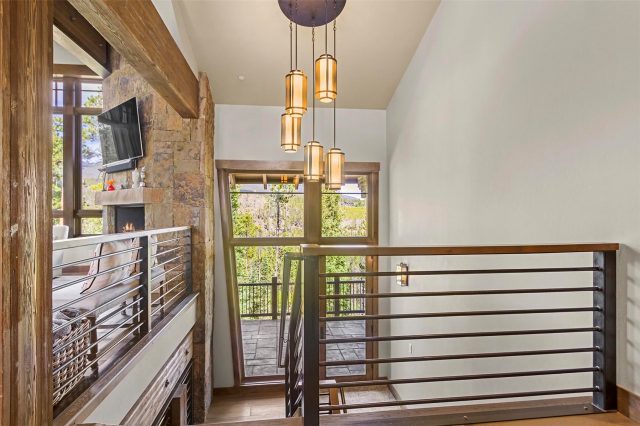 584 Peerless Drive photo 26