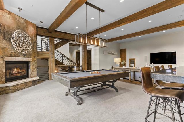584 Peerless Drive photo 34