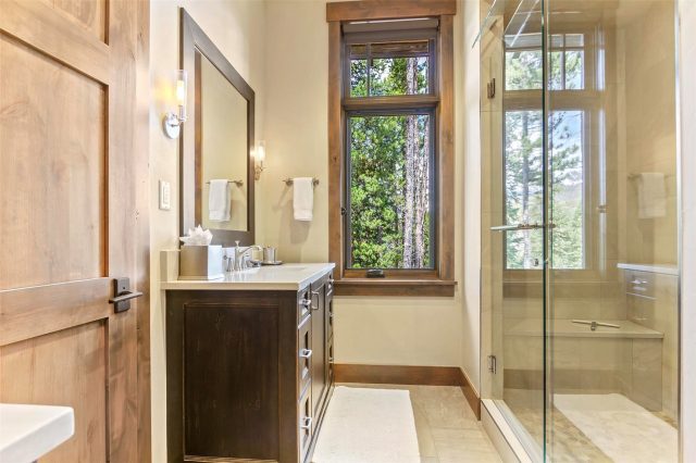 584 Peerless Drive photo 45