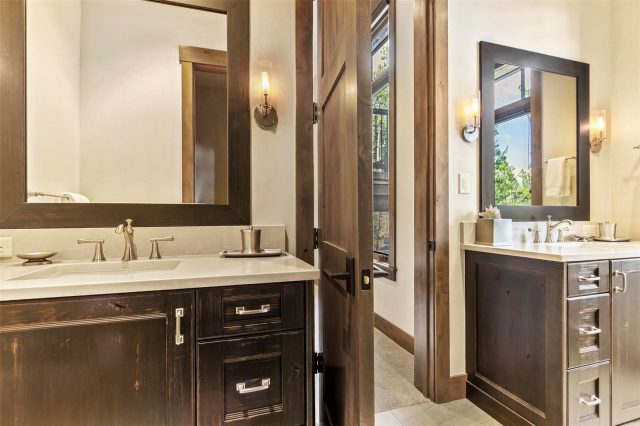 584 Peerless Drive photo 46