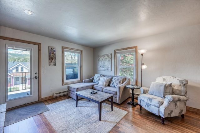 200 N Ridge Street R- A photo 12