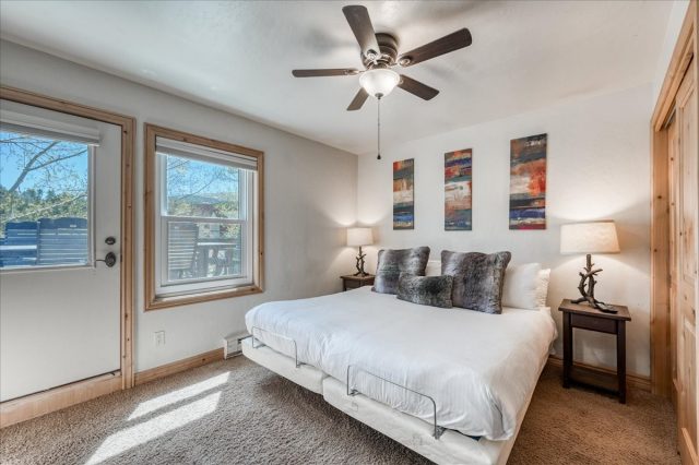 200 N Ridge Street R- A photo 27