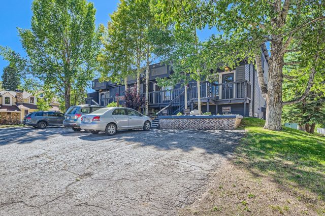 200 N Ridge Street R- A photo 39