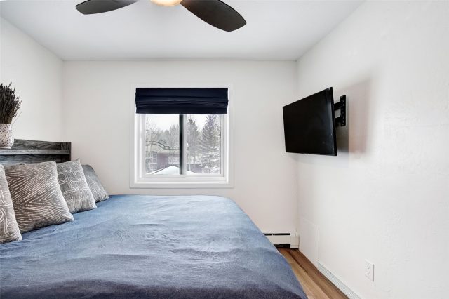 301 N French Street 207 photo 14
