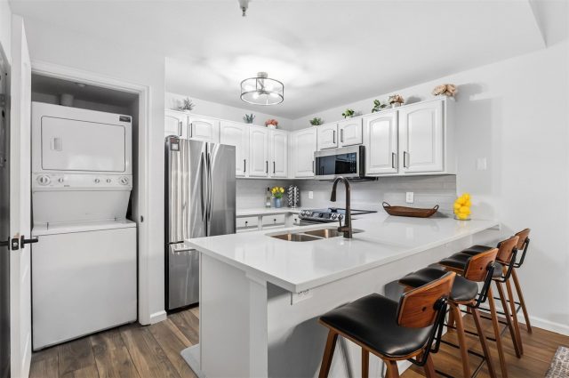 163 Pelican Circle 1206 photo 11