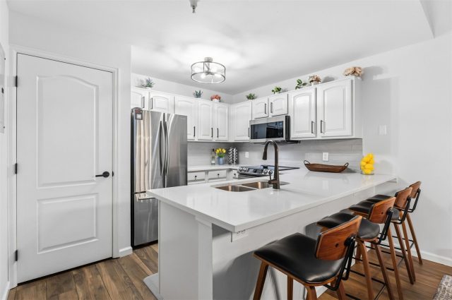163 Pelican Circle 1206 photo 13