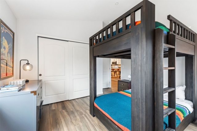 163 Pelican Circle 1206 photo 23