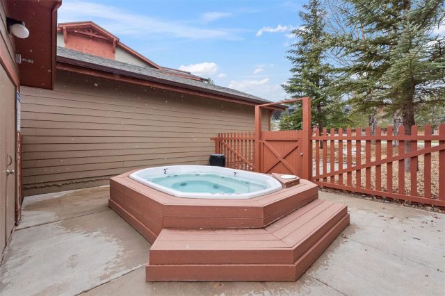 163 Pelican Circle 1206 photo 34