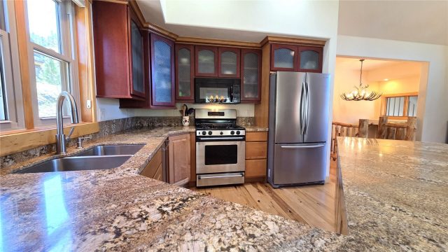419 Kestrel Lane photo 11