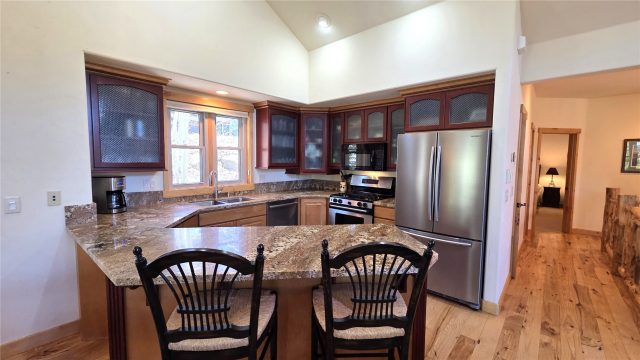 419 Kestrel Lane photo 9
