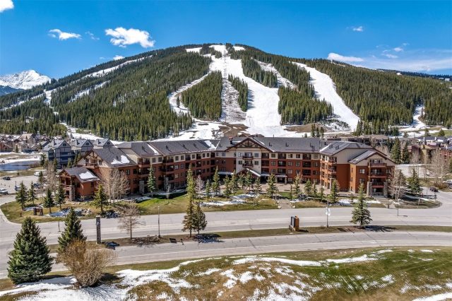 Condo in Copper Springs Lodge, Copper Mountain — photo 1 Condo in Copper Springs Lodge, Copper Mountain, CO — photo 1 (MLS S1068582)