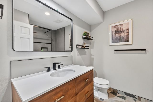1532 Legend Lake S photo 32