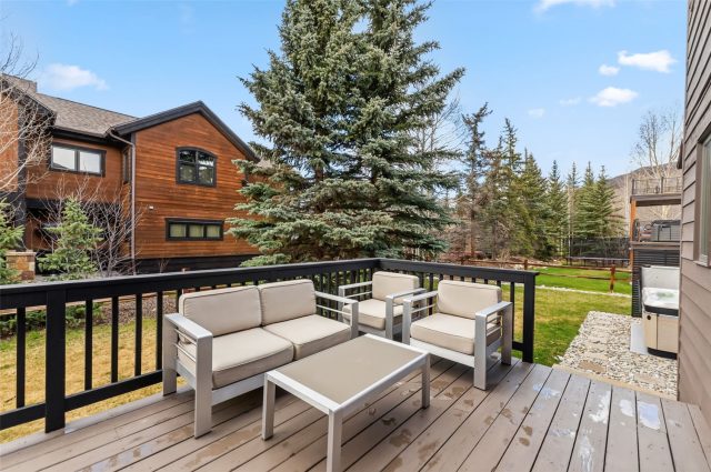 1532 Legend Lake S photo 38