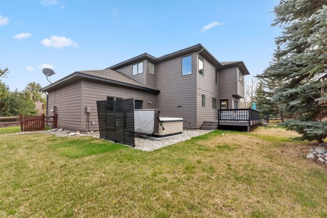 1532 Legend Lake S photo 40