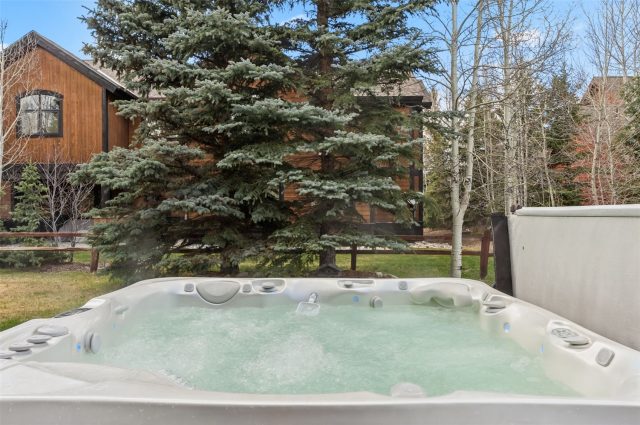 1532 Legend Lake S photo 42