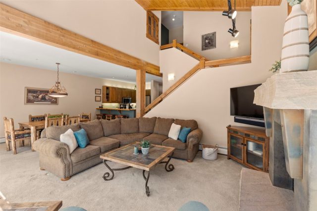 206 Alpen Rose Place 8727 photo 14